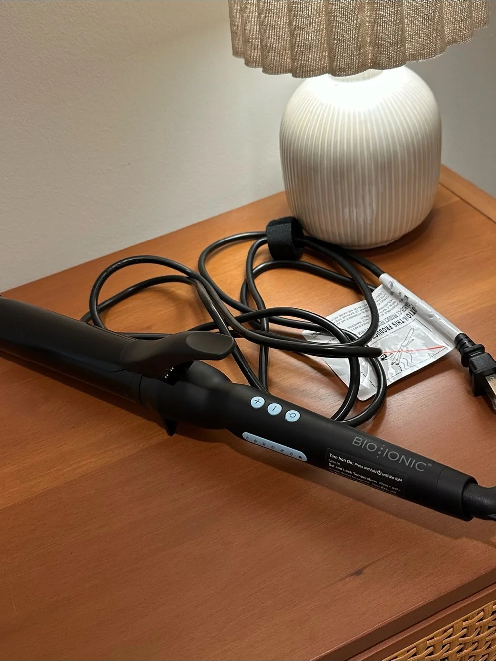 Bio Ionic Long Barrel Curling Iron 1.5”